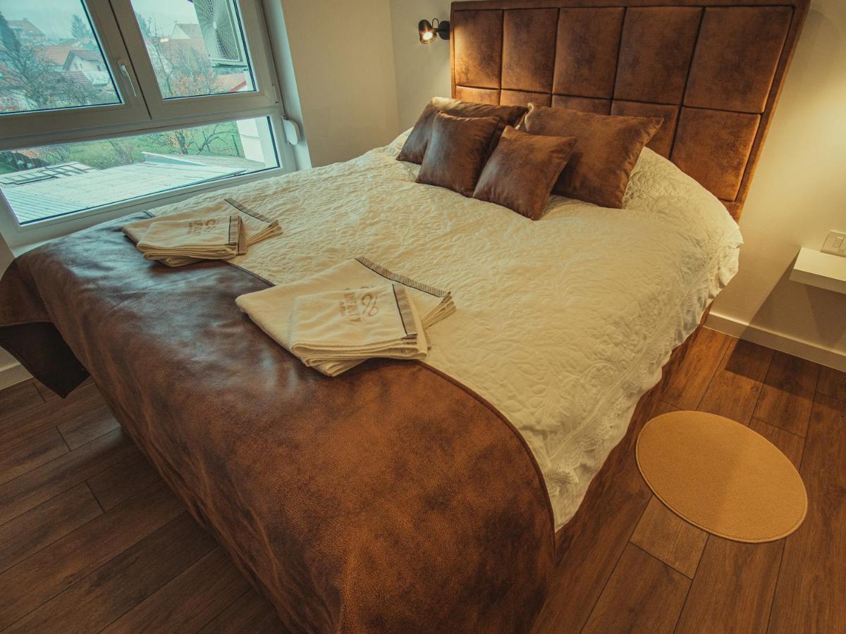 Apartmani Infinity Ösek Dış mekan fotoğraf